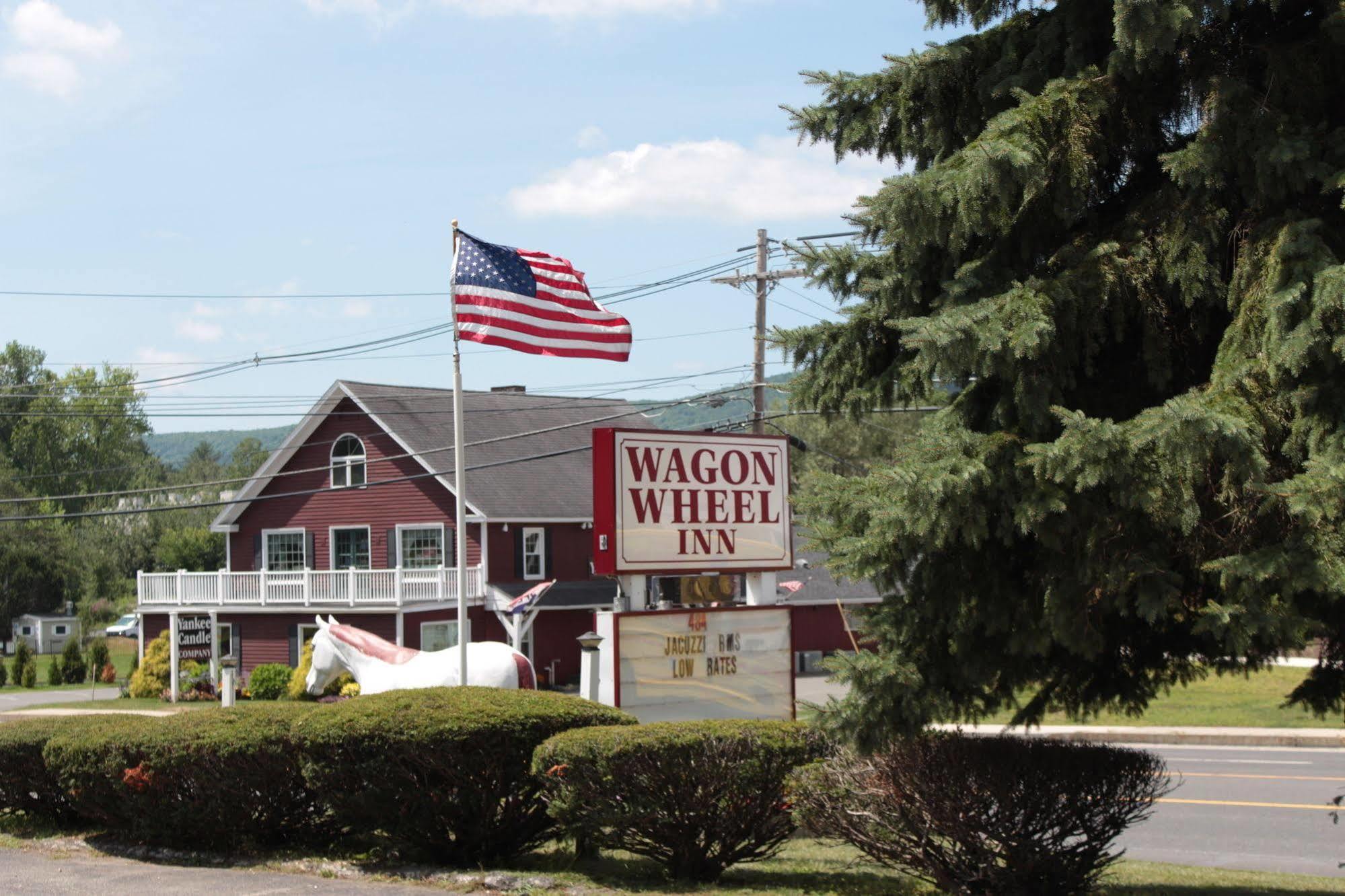 Wagon Wheel Inn Lenox Buitenkant foto